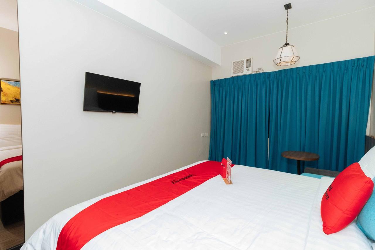 Hotel Reddoorz Premium Near Ust Hospital Manila Exterior foto