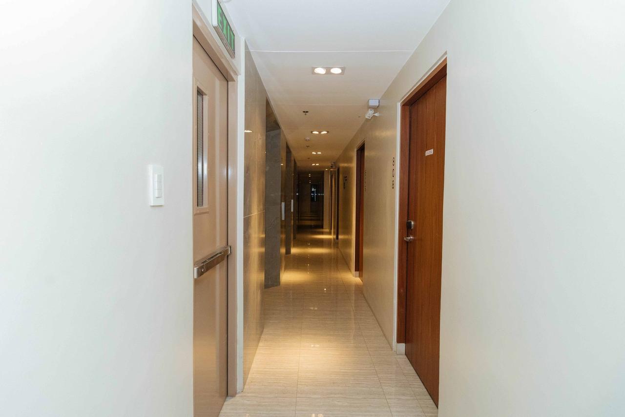 Hotel Reddoorz Premium Near Ust Hospital Manila Exterior foto
